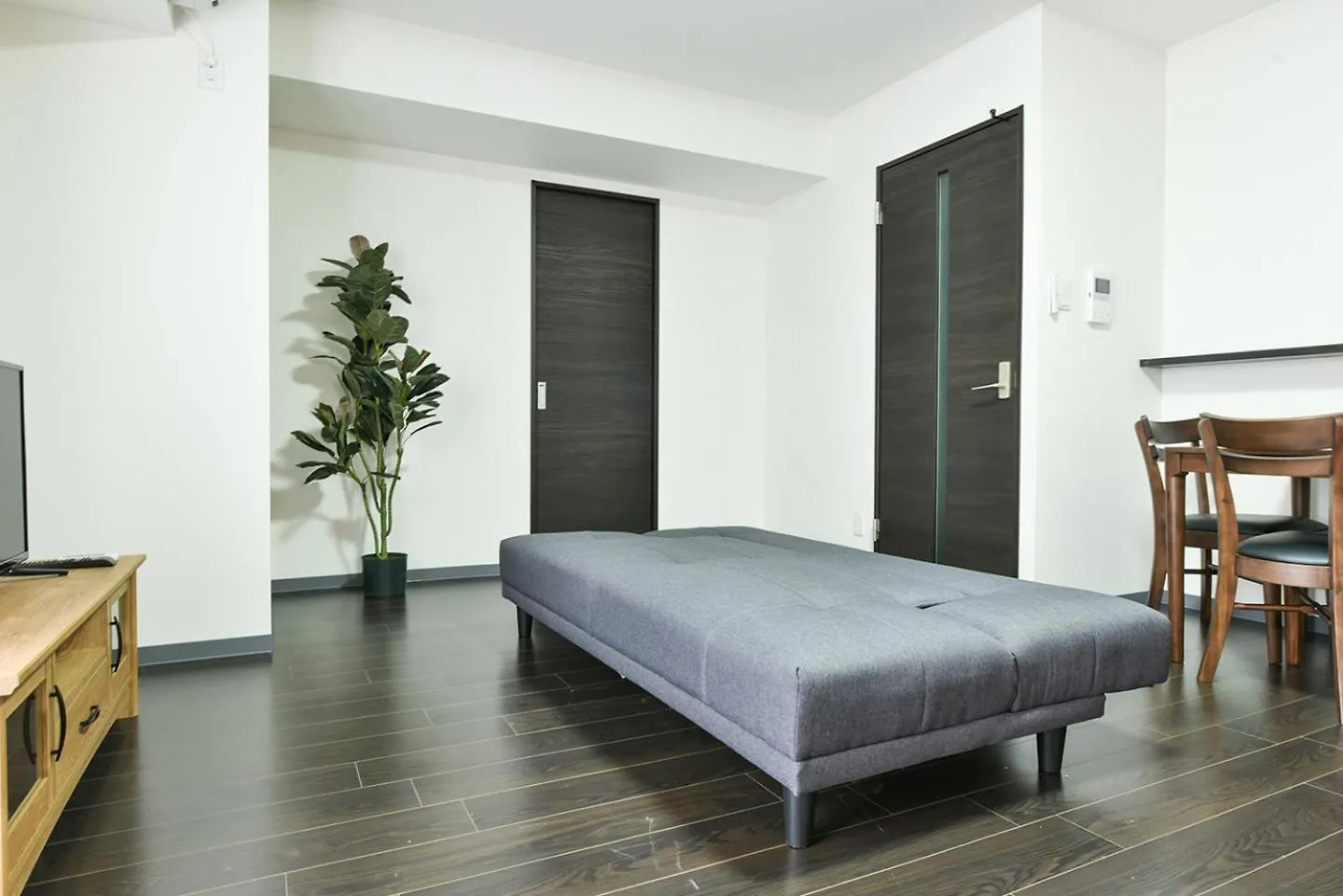 Sun Court Hongodori Garden Hills Aparthotel Tsukisappu 3*,