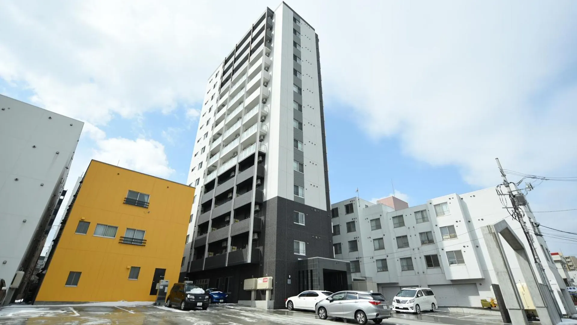 Sun Court Hongodori Garden Hills Aparthotel Tsukisappu